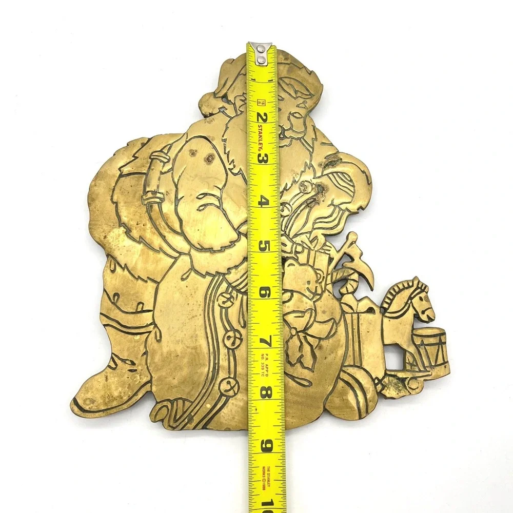 Vintage Solid Brass Santa Claus Trivet Wall Plaque Etched Father Christmas 8.5